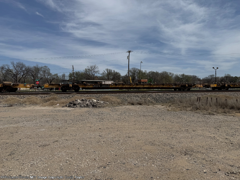 PTTX 136545